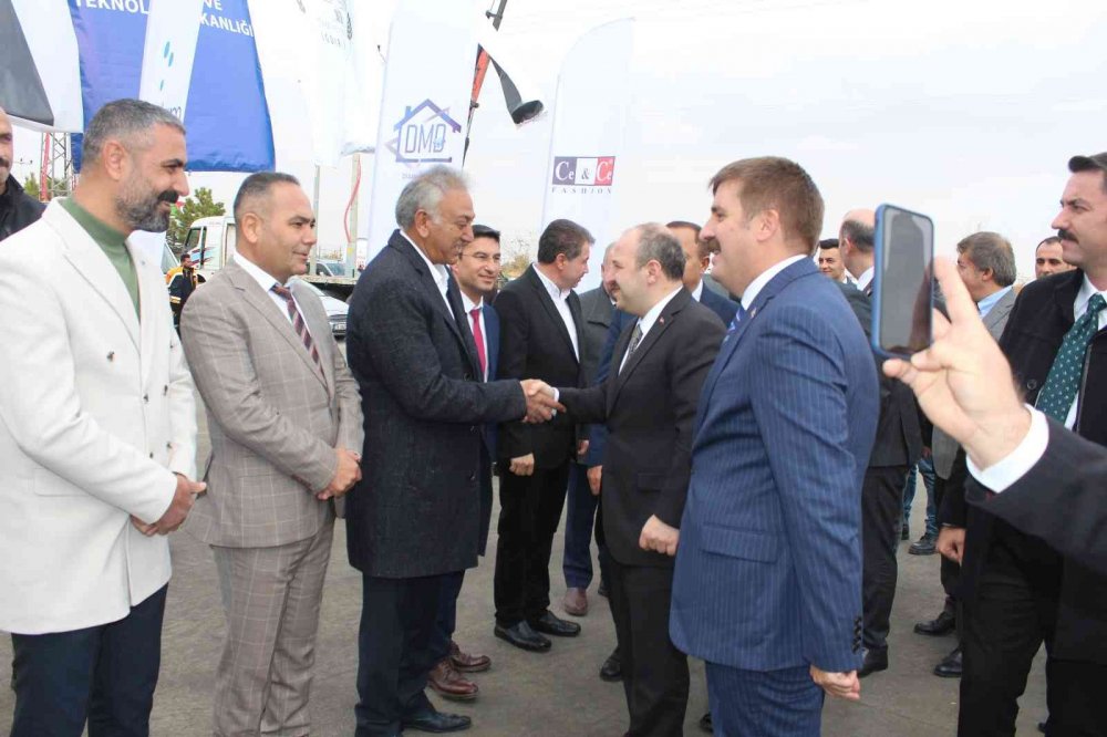 "Togg, Cumhurbaşkanımızın liderliğinde 2023 yılında yolların tozunu arttıracaktır"