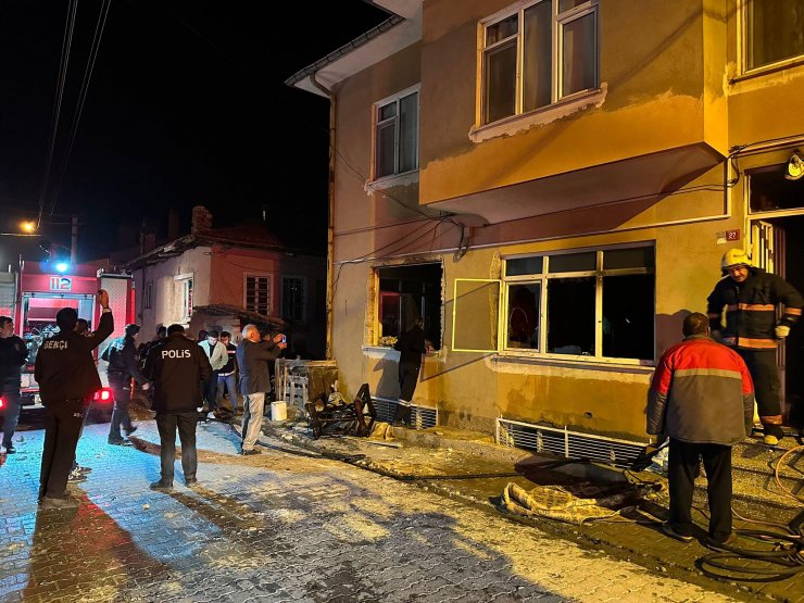 Kütahya'da evde patlama: 2'si ağır 4 yaralı