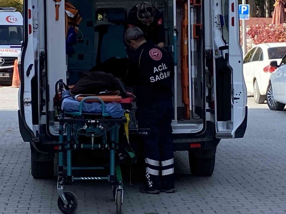 Konya’da otomobiller çarpıştı, yaralılar var