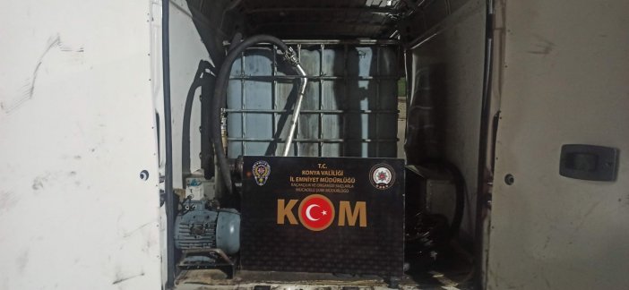 konyada-kacakcilik-ile-mucadele-suruyor-3-bin-265-litre-kacak-akaryakit-ele-gecirdi-1.jpg