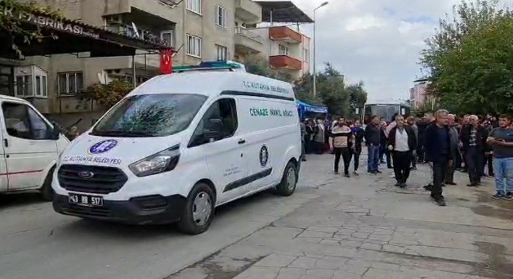 Henüz bir haftalıktı, askerde kalbine yenik düştü