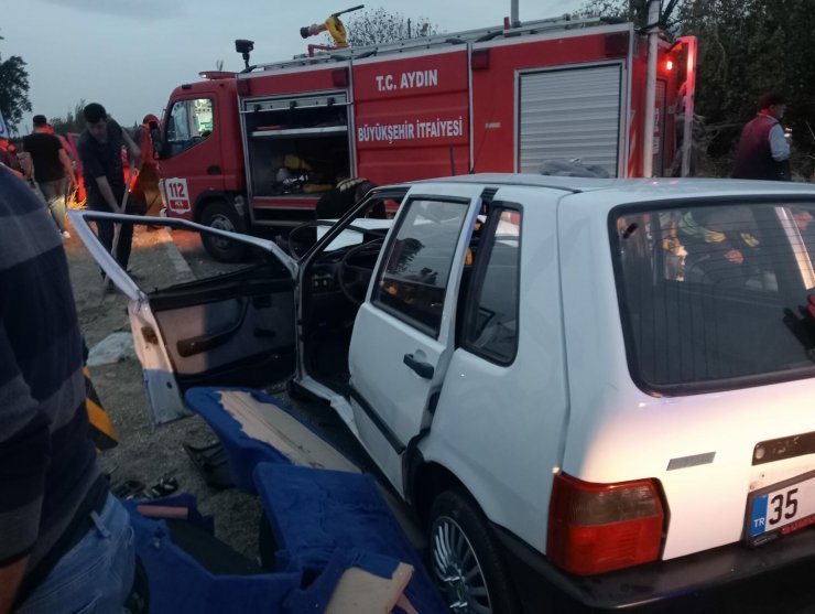 İki otomobil çarpıştı; 5 yaralı