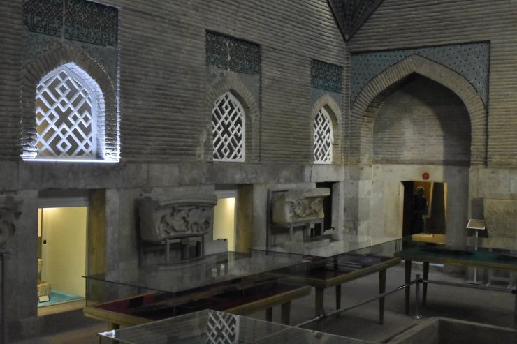 Konya'da 800 yıllık tarihi yapıya 'restorasyon' kararı