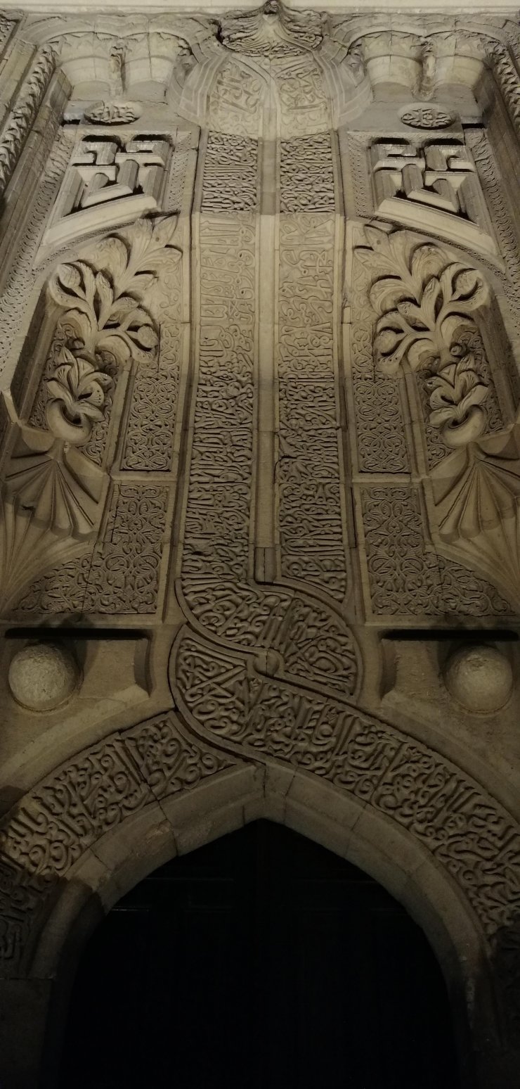 Konya'da 800 yıllık tarihi yapıya 'restorasyon' kararı