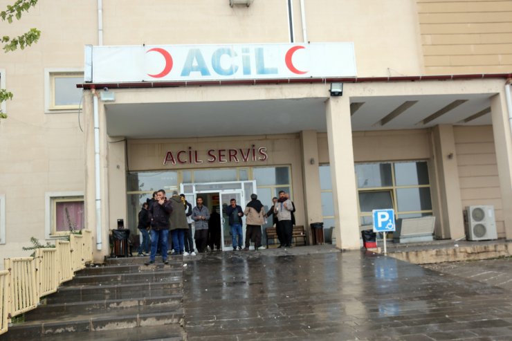 Zincirleme kaza: 12'si öğrenci, 13 yaralı