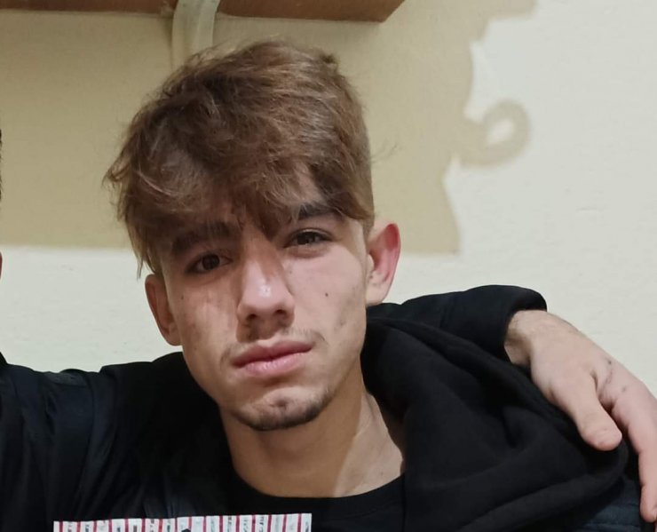 Kömür yığını altında kalan işçi yaşamını yitirdi