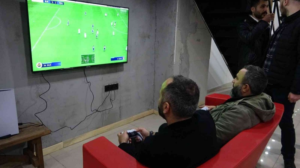 3 bin öğrenciye ücretsiz hizmet verecek! Bu aşevinde yok yok