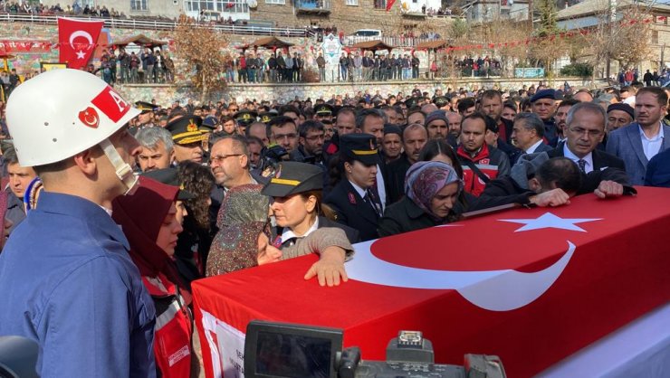 Konyalı Şehit Uzman Çavuş Mustafa Işık'a veda... "Yiğidim, sana doyamadım"