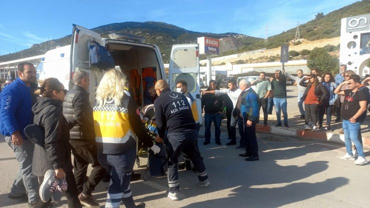 Yolun karşısına geçmek isterken canından oldu