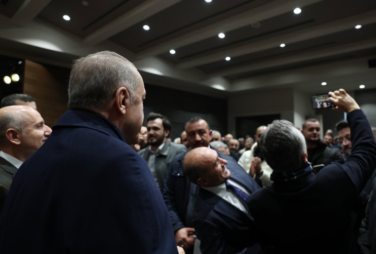 Erdoğan, minibüs odaları başkanları ile buluştu