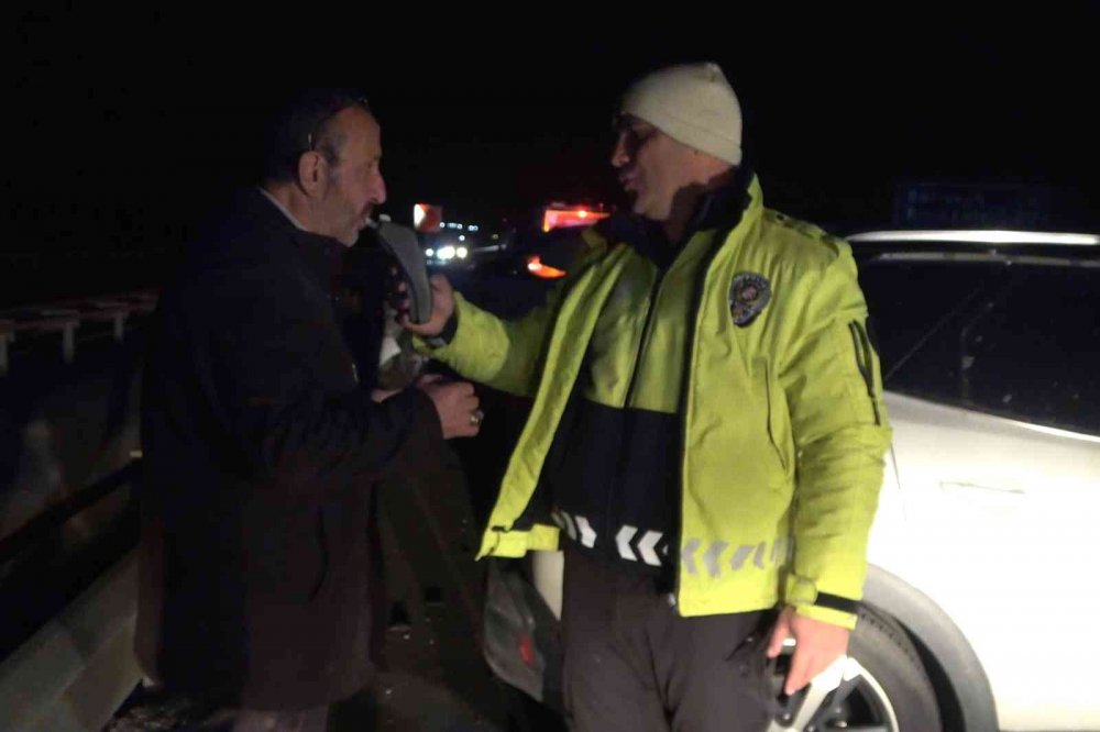 Cenazeden dönerken kaza yapan eski belediye başkanı yaralandı, eşi hayatını kaybetti