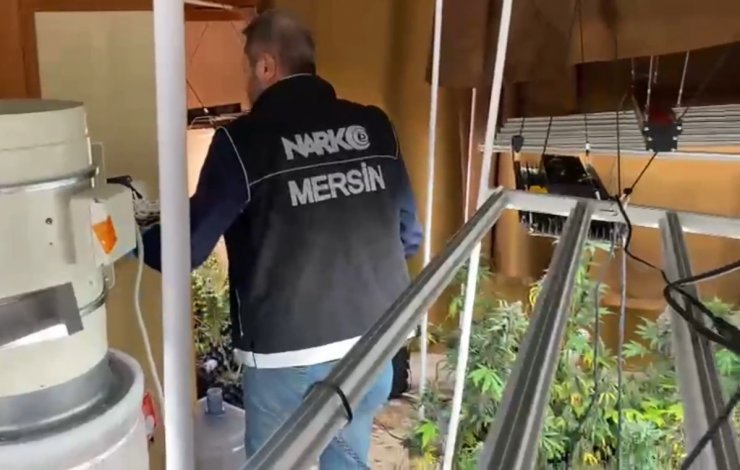 Eve kurulan sistemle uyuşturucu üretmişler