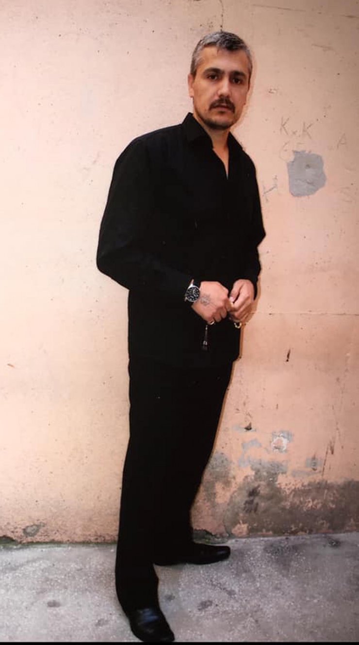 Yakalama kararı bulunan şüpheli "teslim ol" çağrısına uymadı, polisle girdiği çatışmada öldü