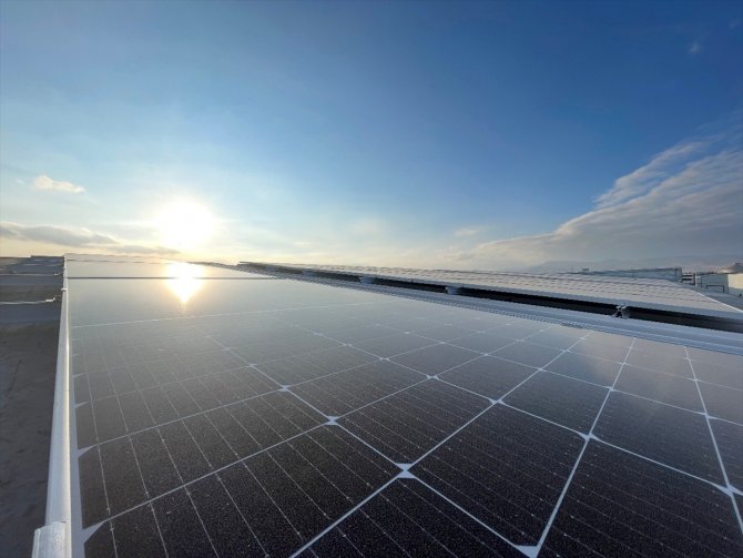 Konya'da 22 yıllık halı yıkama firması sektörde fark oluşturacak