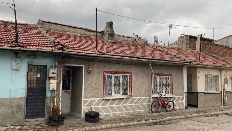 Güvercin çalarken ev sahibini öldüren şüpheli, 1250 saatlik görüntü izlenerek yakalandı