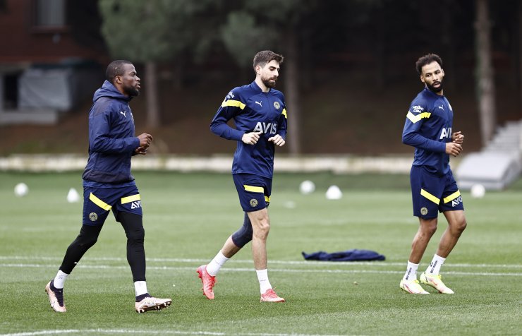 Fenerbahçe'de Nazım Sangare gelişmesi