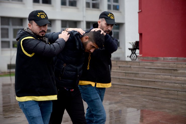 Hastane müdürüne silahlı saldırı düzenlediler