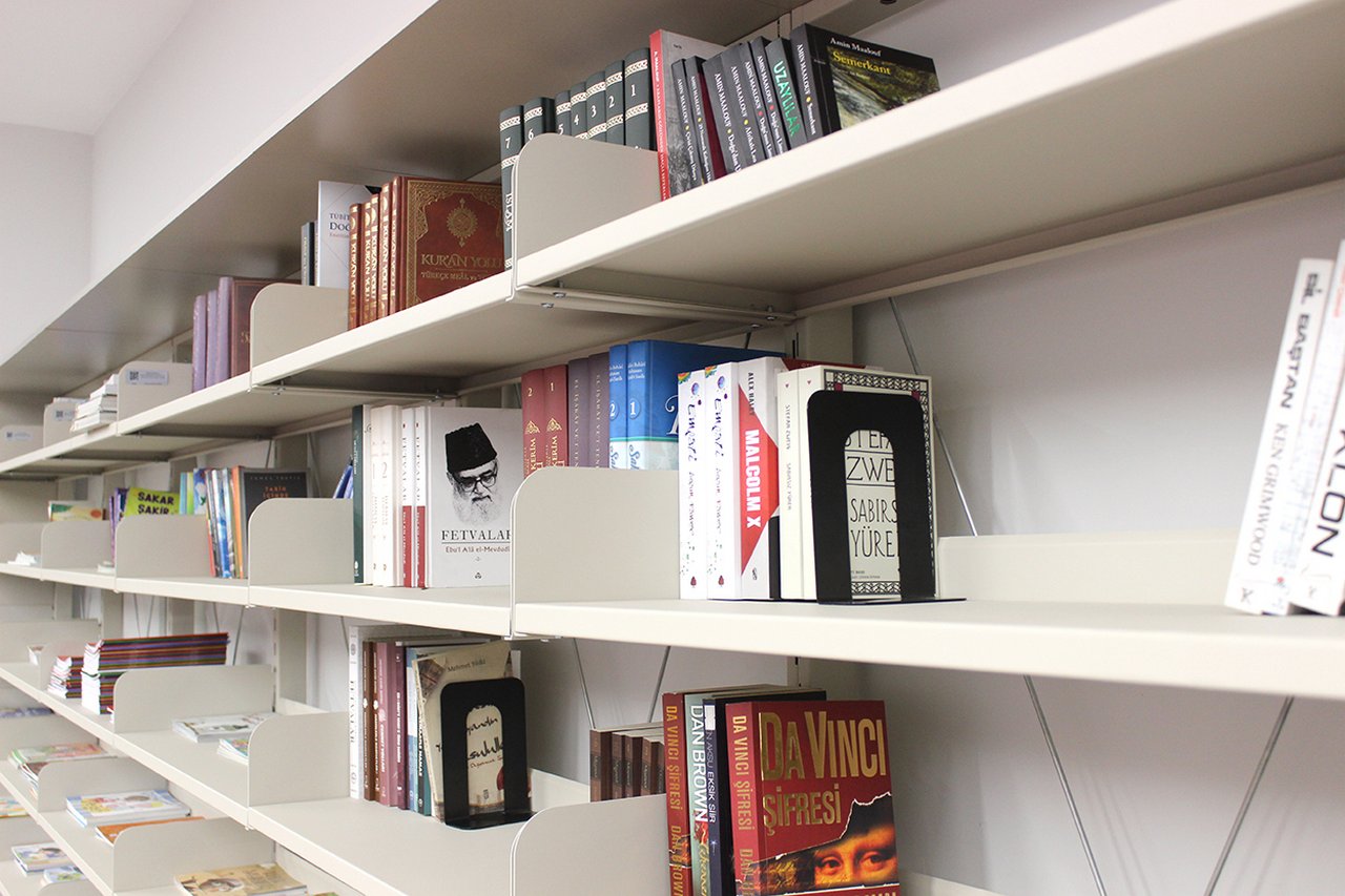 selcuklu-belediyesi-millet-kiraathanesi-2.jpg