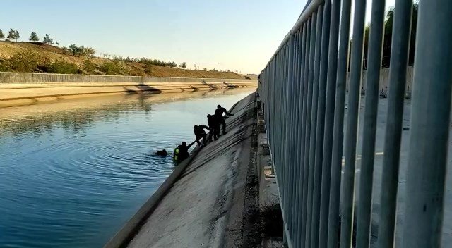 Sulama kanalına düşen çocuk boğuldu