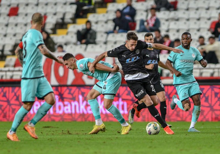 Antalyaspor tek golle turladı