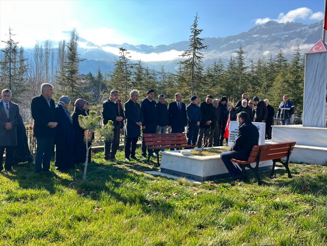 Konya şehidini unutmadı, Şehit Okan Altıparmak mezarı başında anıldı