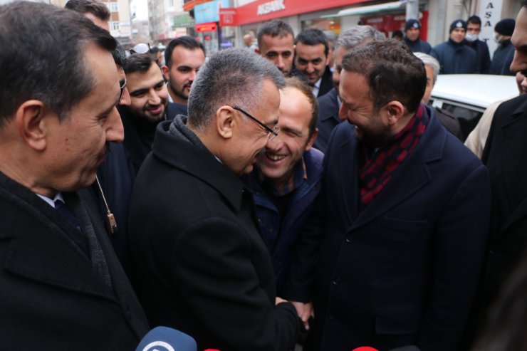 Cumhurbaşkanı Yardımcısı Oktay: EYT'yi yıl bitmeden çözeceğiz