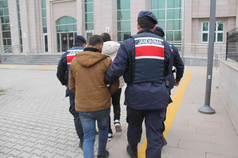 Konya'nın o ilçesinde jandarmadan uyuşturucu operasyonu