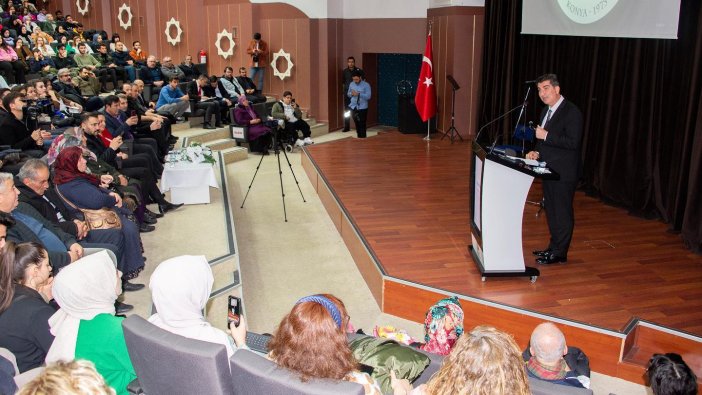 selcuk-universitesinde-2.jpg