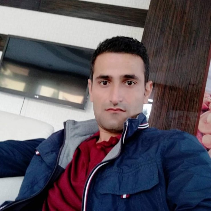 Ağabeyini öldürdükten sonra annesinin mezarının başında intihar etti