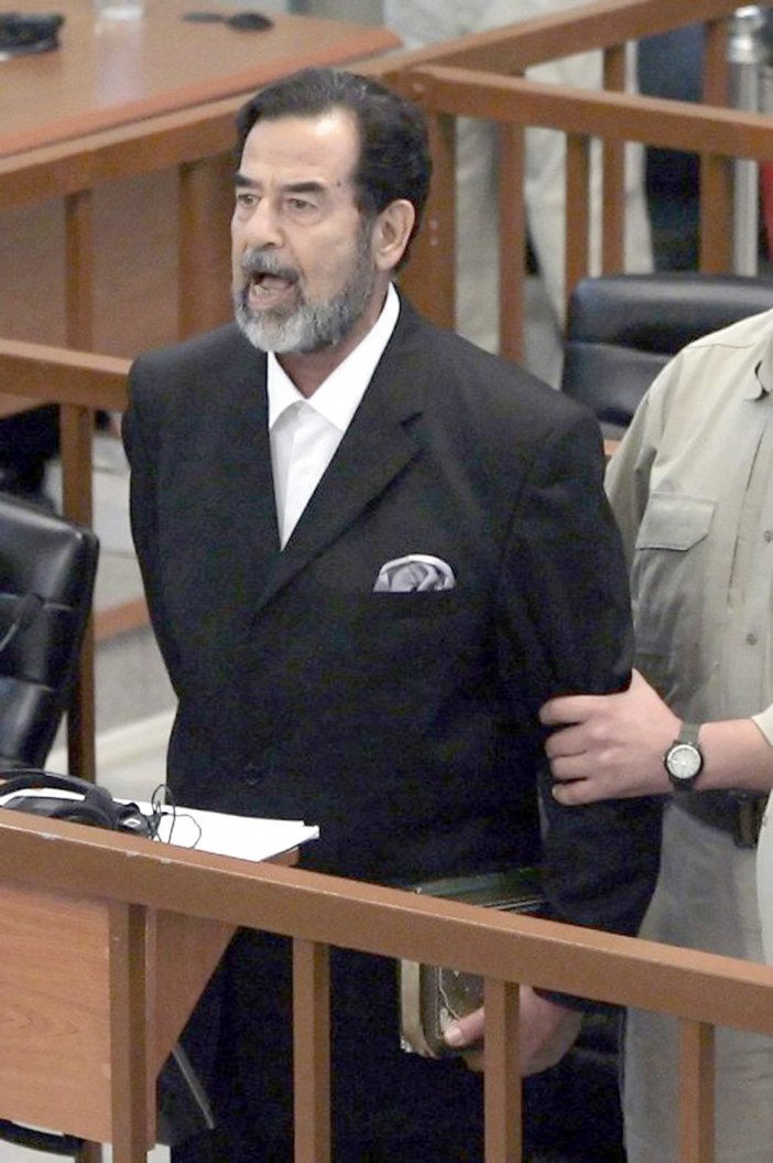 saddam-huseyin-14-yil-once-bugun-idam-edildi-1.jpg