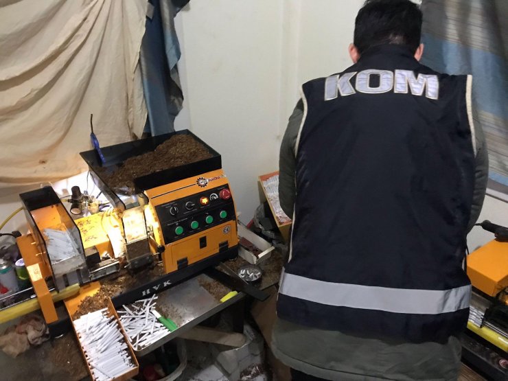 Evi sigara fabrikası gibi