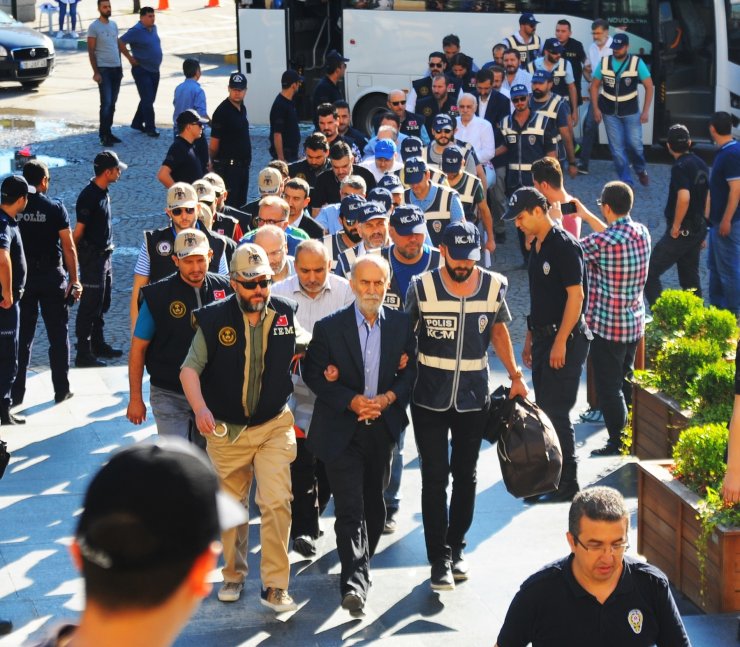 FETÖ davasında eski vali Harput'a 8 yıl 9 ay hapis