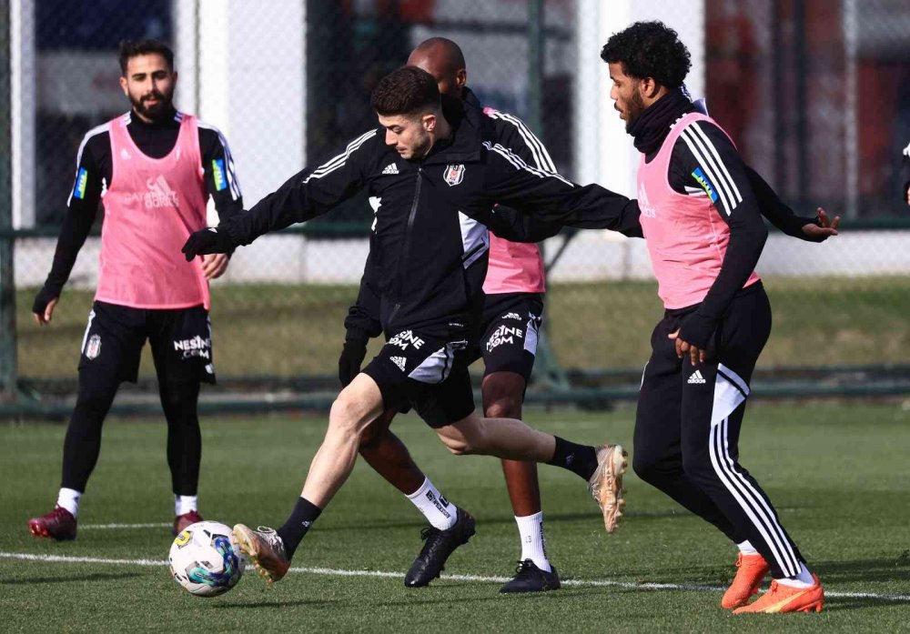Beşiktaş'ta, Konyaspor maçı hazırlıkları sürüyor