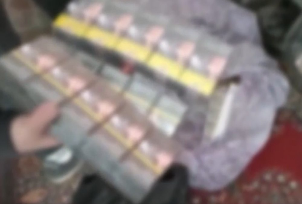 Gaziantep’te binlerce kaçak makaron ele geçirildi: 2 gözaltı