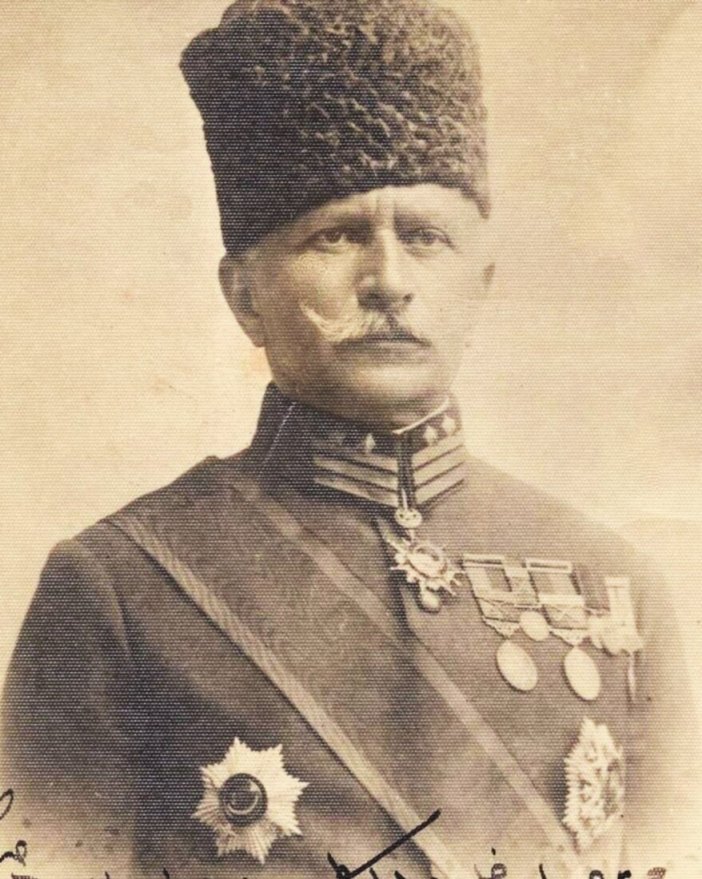 medine-mudafaasi-sona-erdi-2.jpg