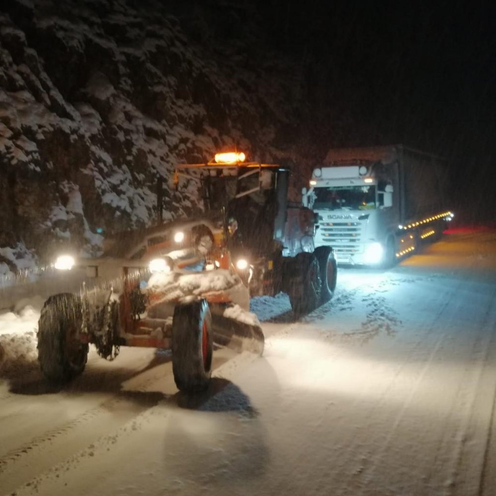 Alacabel mevkiinde kar yağışı! Antalya’ya-Konya karayolunda son durum