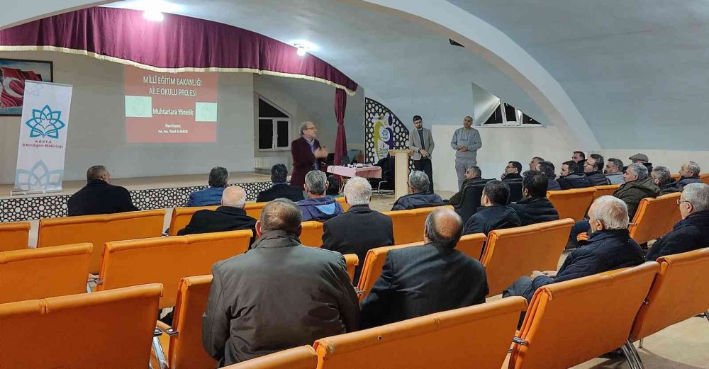 Konya Kulu’da muhtarlara "Aile Okulu" projesi çerçevesinde eğitim