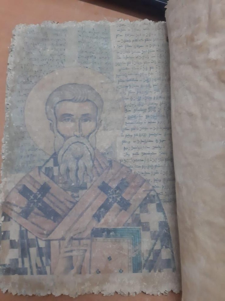 El yazması Tevrat'ı 5 milyon dolara satmak isterken jandarmaya yakalandı