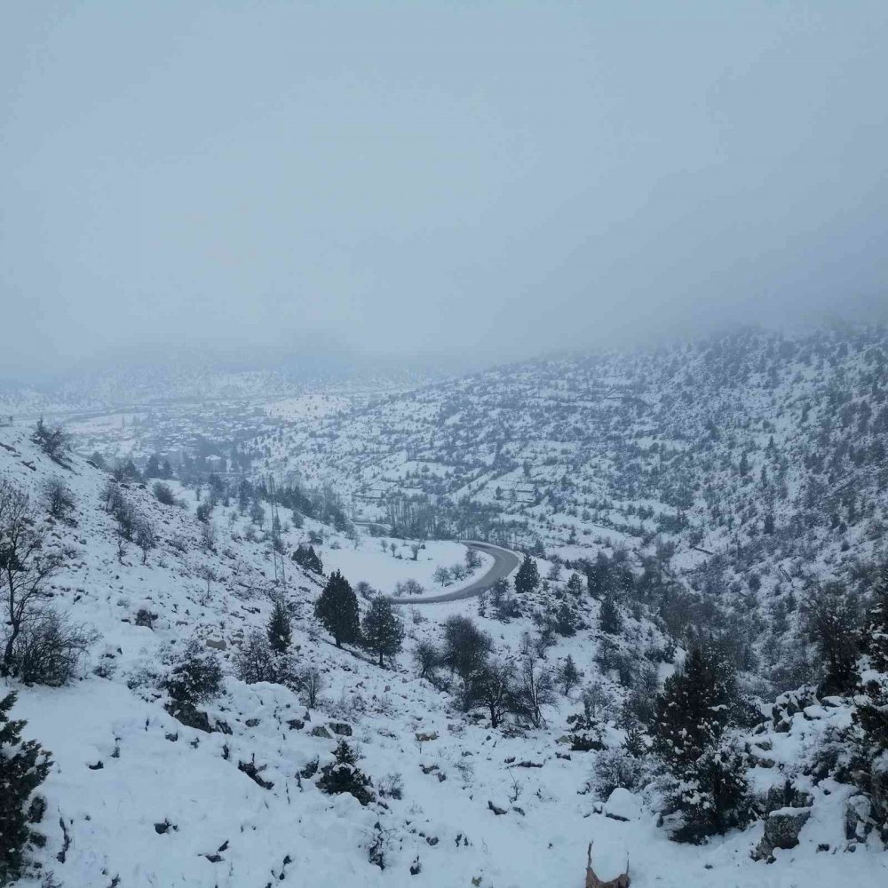 Konya’da kar yağışı yüzleri güldürdü! O ilçede metrekareye toplam 65,6 kilogram yağış düştü