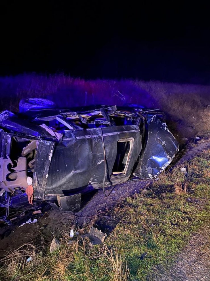 Cenaze yolunda kaza: 3 ölü, 1 yaralı