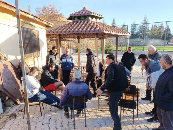 Konya'nın ilçesinde 10 mahallede 10 spor tesisi hizmete sunuldu