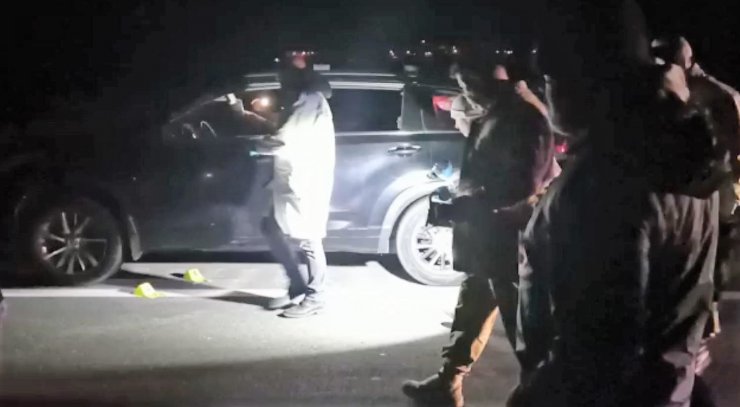 Seyir halindeki yabancı plakalı cipe kurşun yağdırdılar: 3 ölü 2 yaralı