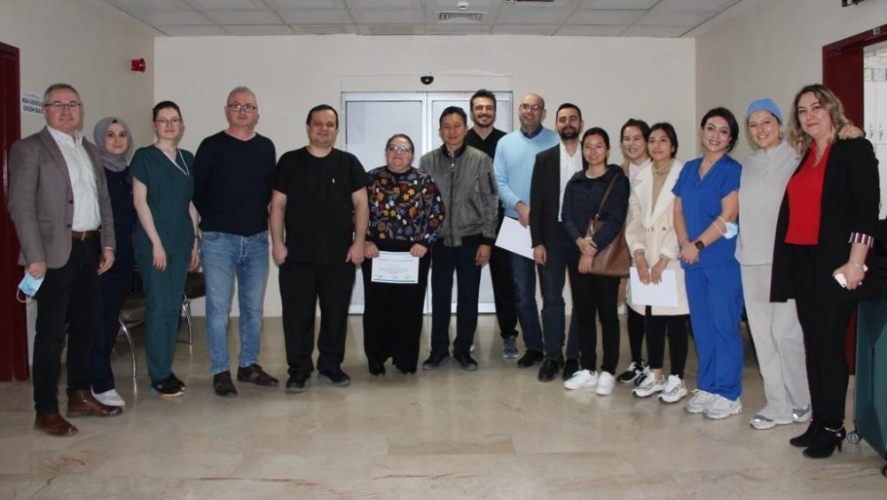 Türk Hekimlerden Mısır, Tayland ve Çin’li doktorlara Tiroid Ablasyon eğitimi