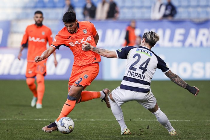 kasimpasa-medipol-basaksehir.jpg