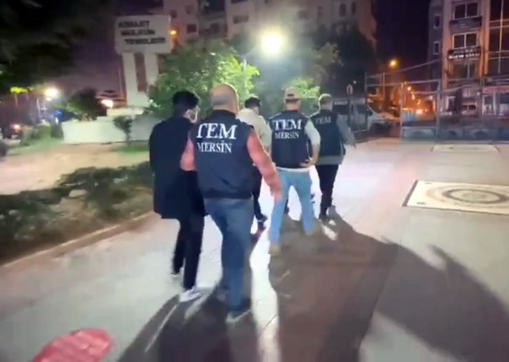 DEAŞ operasyonuna 3 tutuklama