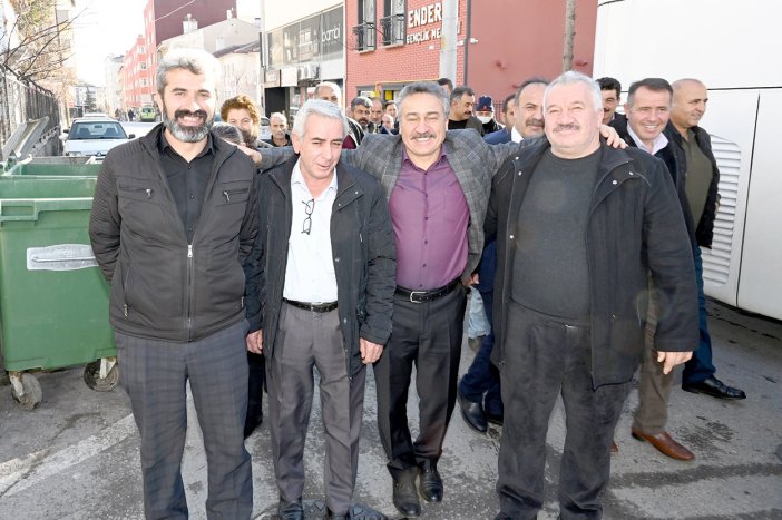 baskan-tutal-muhtarlarla-yatirimlari-yerinde-inceledi-1.jpg