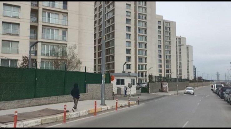 3 çocuk ile babaları ölü bulundu
