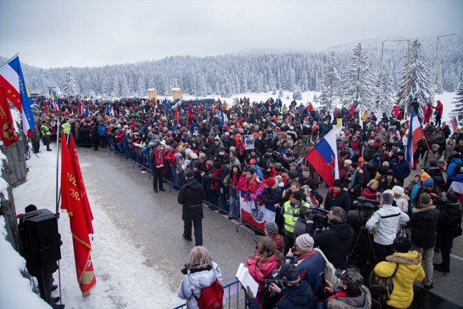 81 yıldır düzenlenen geleneksel "İgman Yürüyüşü" yoğun katılımla yapıldı