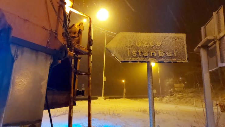 Bolu Dağı'nda kar yağışı başladı, ekipler teyakkuzda