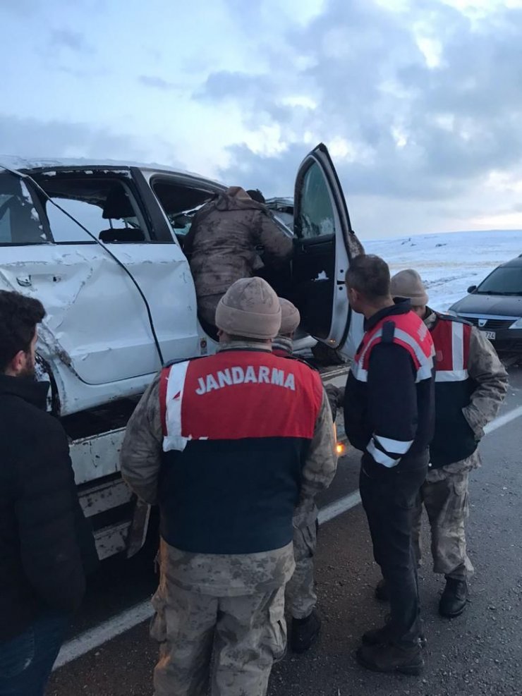 Düğün dönüşü kaza; Gamze öğretmen öldü, eşi ve iki arkadaşı yaralı